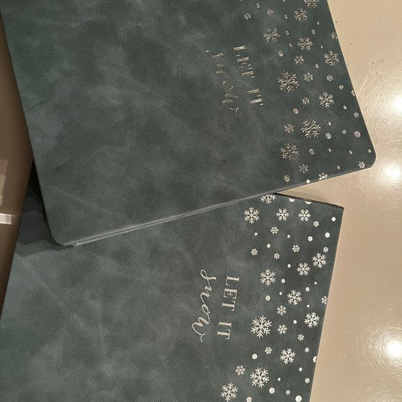 Journals /Set of Two Journals‎ ("Let is Snow") (new) (h/s) - Picture 2 of 12